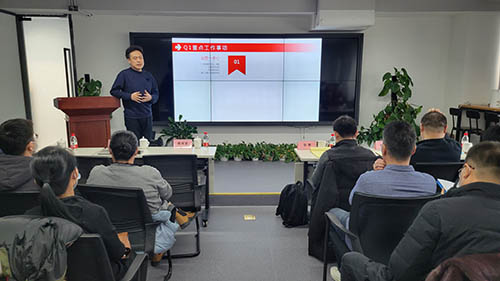 副總經理馮曉輝介紹2022資産運營一(yī / yì ／yí)部重點工作.jpg